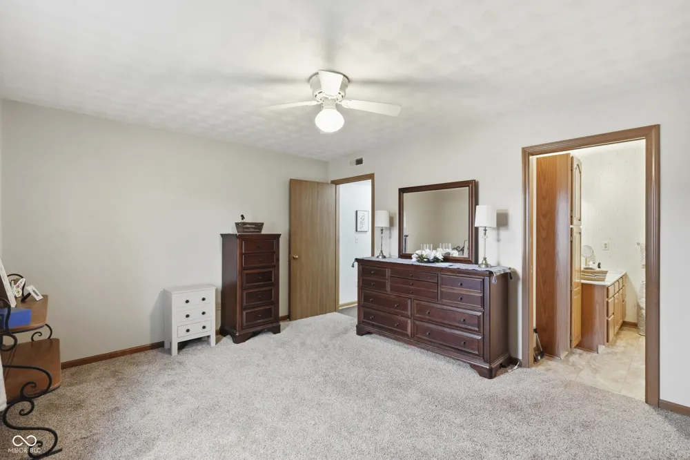 214 Doral Park Drive Kokomo, IN 46901