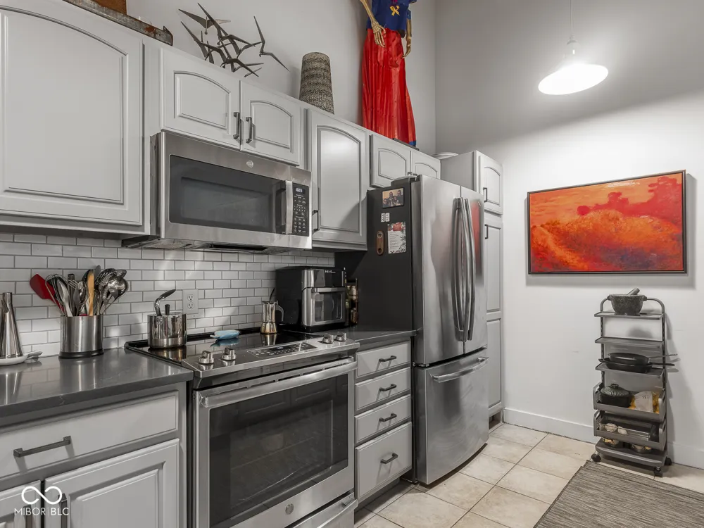 430 Park Avenue #104 Indianapolis, IN 46202