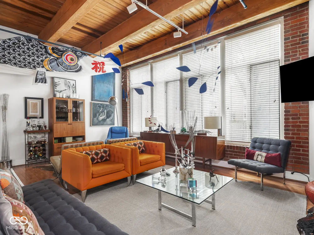 430 Park Avenue #104 Indianapolis, IN 46202