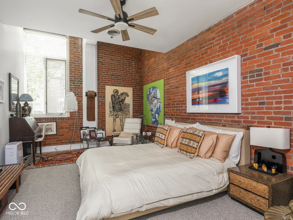 430 Park Avenue #104 Indianapolis, IN 46202