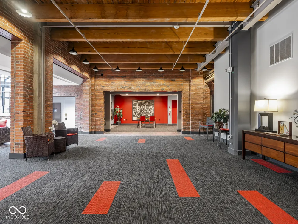 430 Park Avenue #104 Indianapolis, IN 46202
