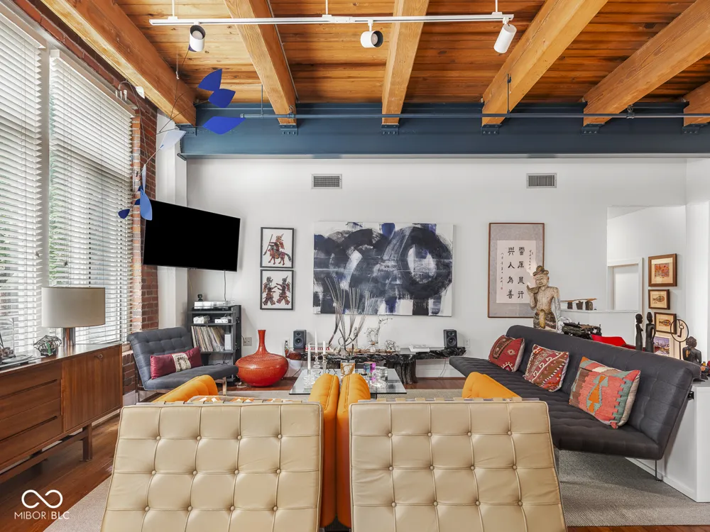 430 Park Avenue #104 Indianapolis, IN 46202