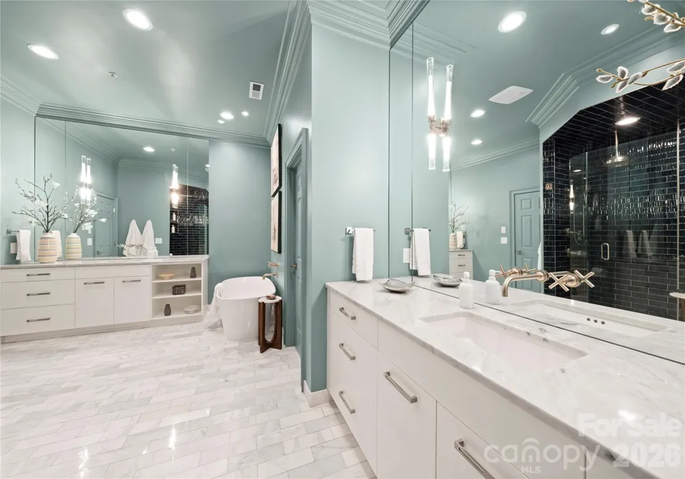 974 Queens Road Charlotte, NC 28207