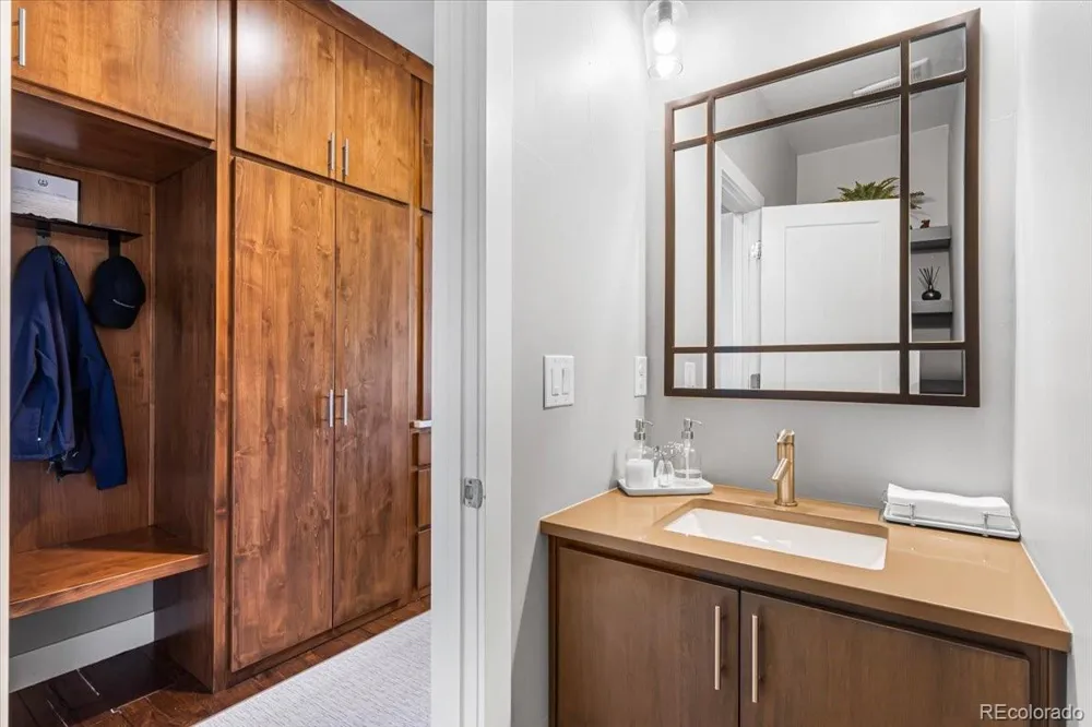 4687 W 50th Place Denver, CO 80212