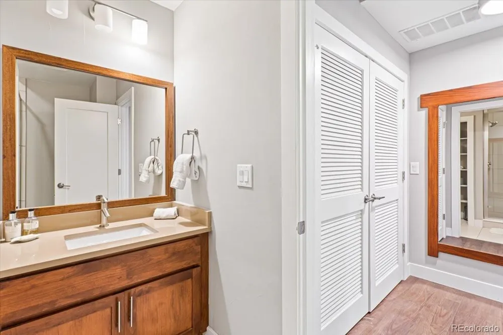 4687 W 50th Place Denver, CO 80212