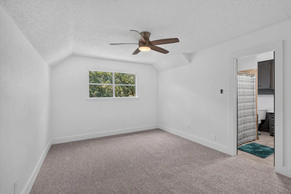 1000 Cherry Court Hurst, TX 76053
