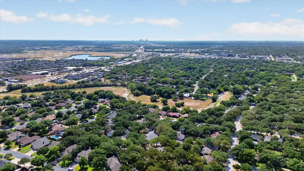 1000 Cherry Court Hurst, TX 76053