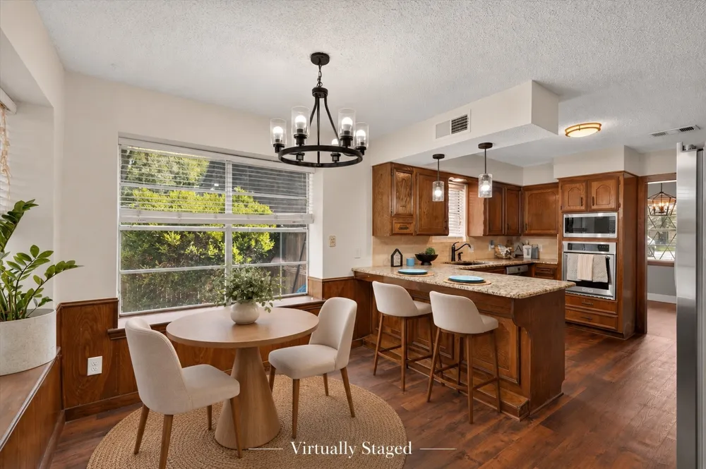 1000 Cherry Court Hurst, TX 76053