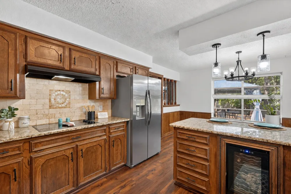1000 Cherry Court Hurst, TX 76053