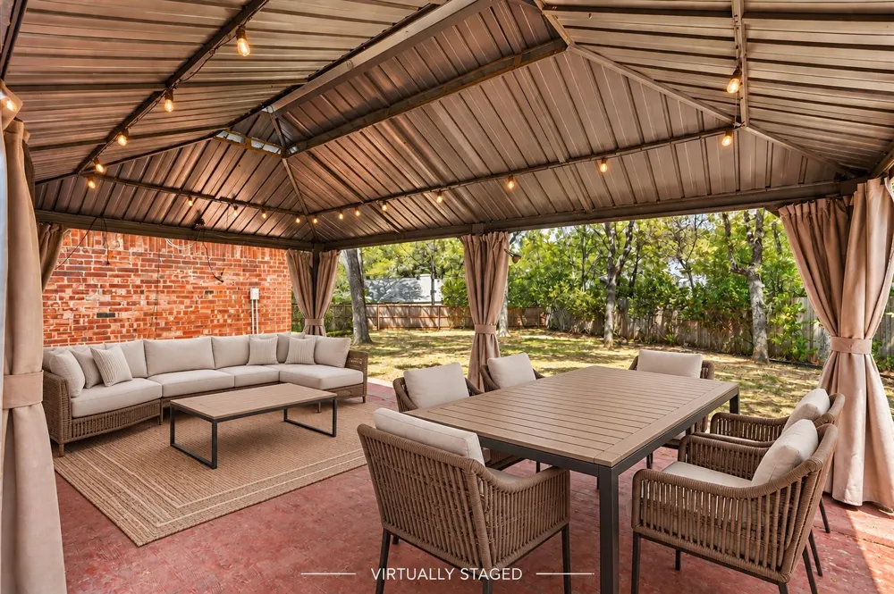 1000 Cherry Court Hurst, TX 76053