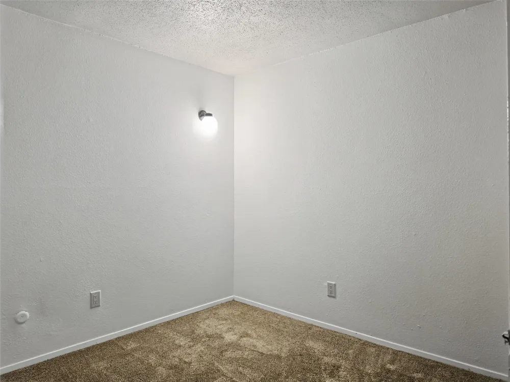 8922 Kempwood Drive Hockley, TX 77080