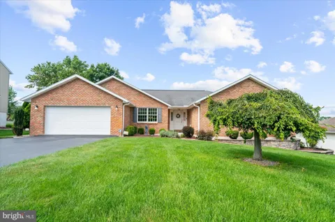 2395 MAGNOLIA DRIVE