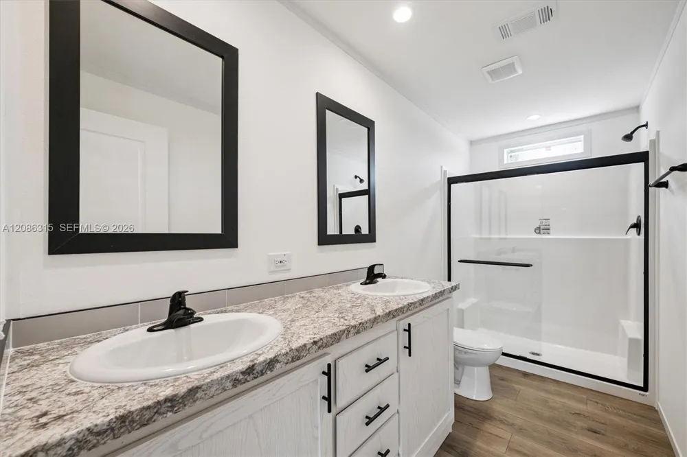 17101 SW 200th St Miami, FL 33187