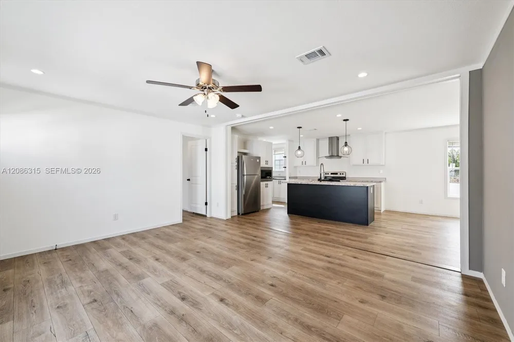 17101 SW 200th St Miami, FL 33187