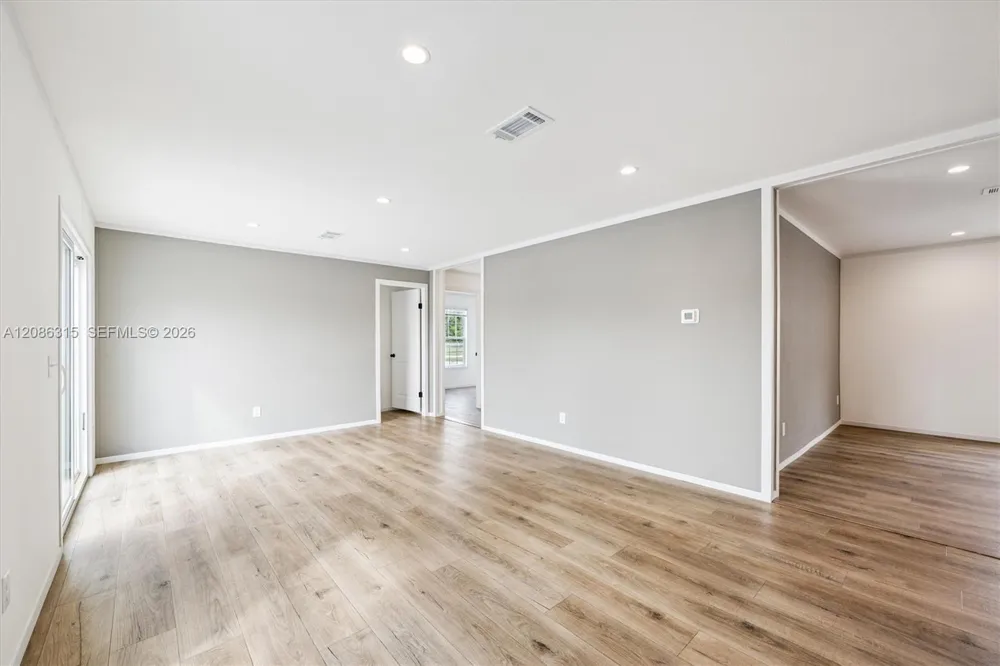 17101 SW 200th St Miami, FL 33187