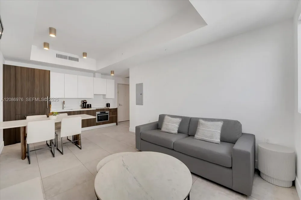 239 SW 9th St #1603 Miami, FL 33130