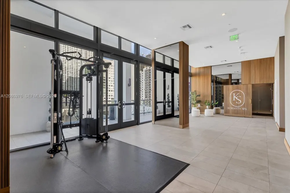 239 SW 9th St #1603 Miami, FL 33130