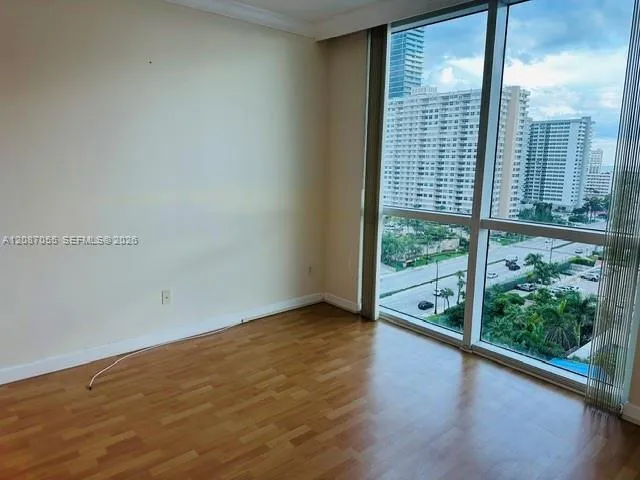 1945 S Ocean Dr #1103 Hallandale Beach, FL 33009