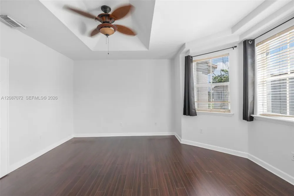 4873 NW 107th Path Doral, FL 33178