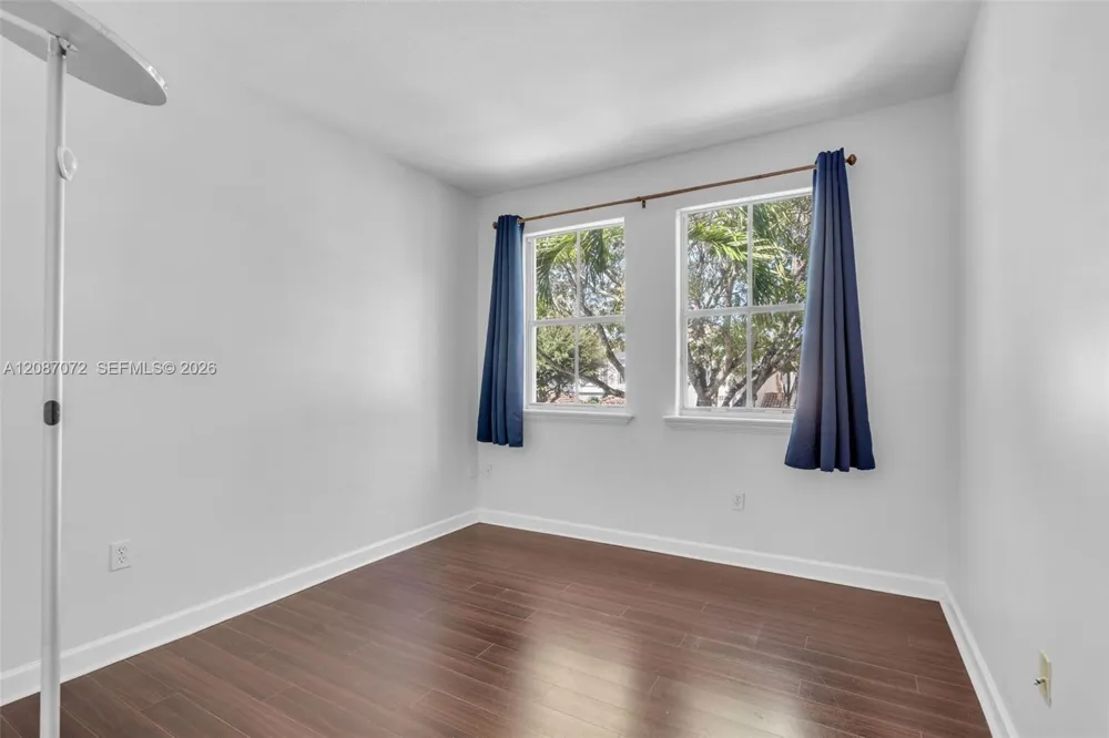 4873 NW 107th Path Doral, FL 33178