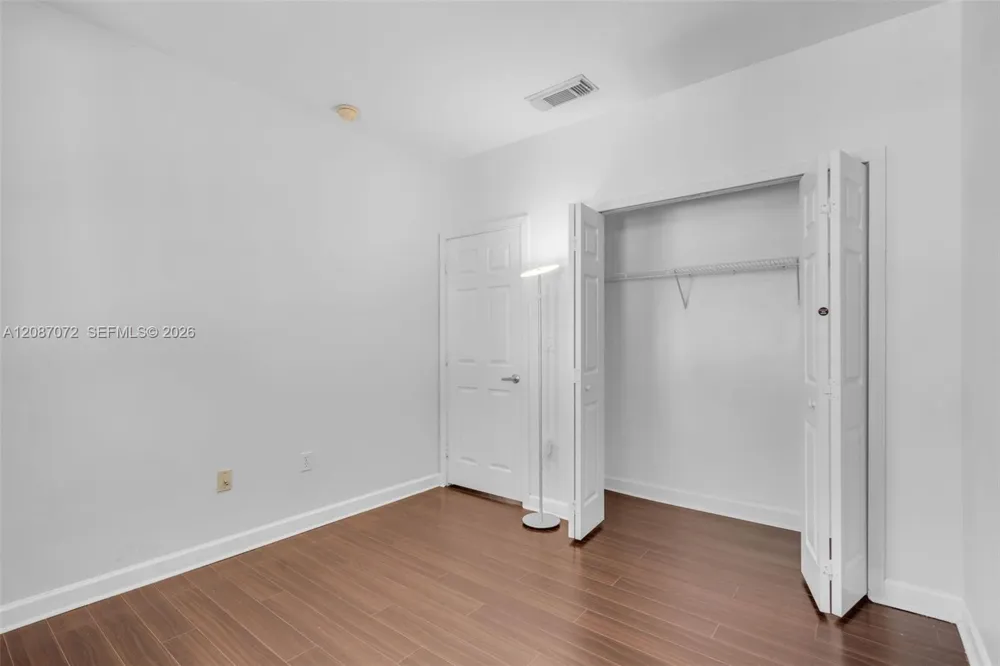4873 NW 107th Path Doral, FL 33178
