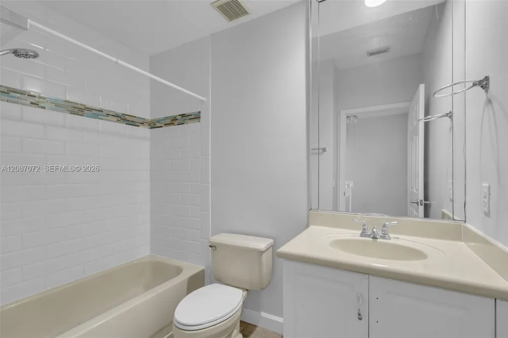 4873 NW 107th Path Doral, FL 33178