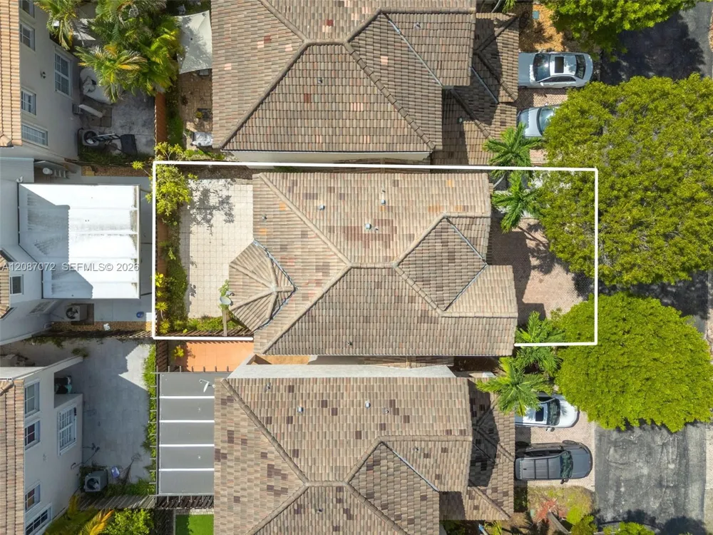 4873 NW 107th Path Doral, FL 33178