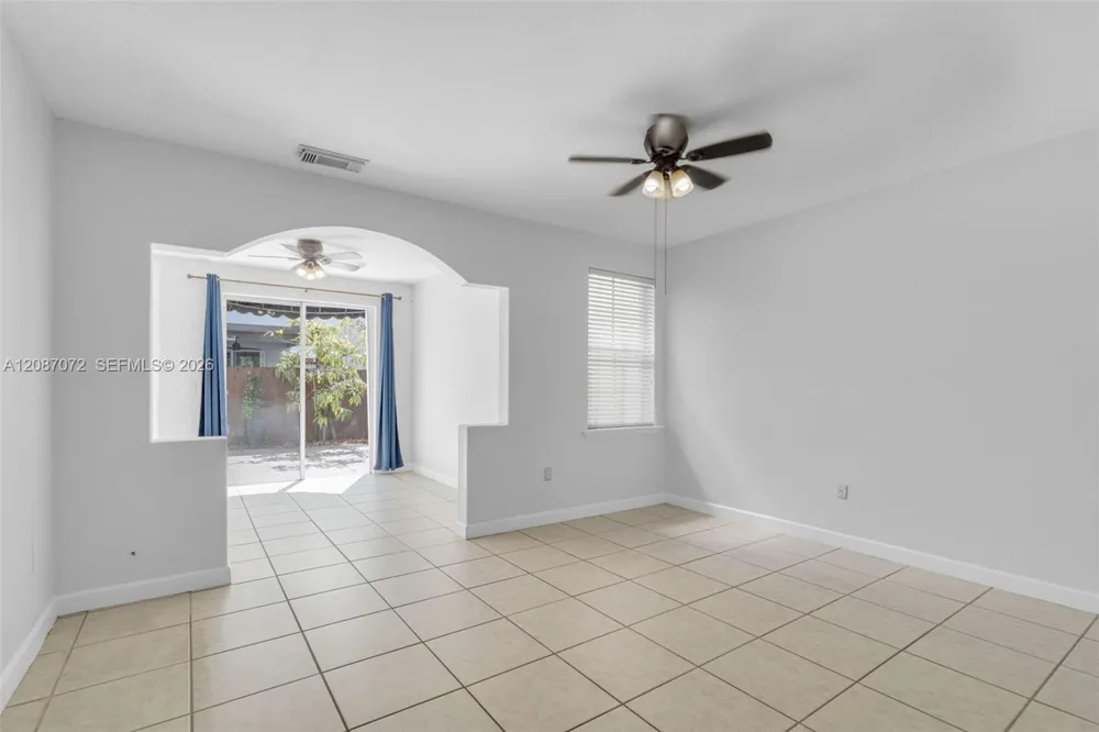 4873 NW 107th Path Doral, FL 33178