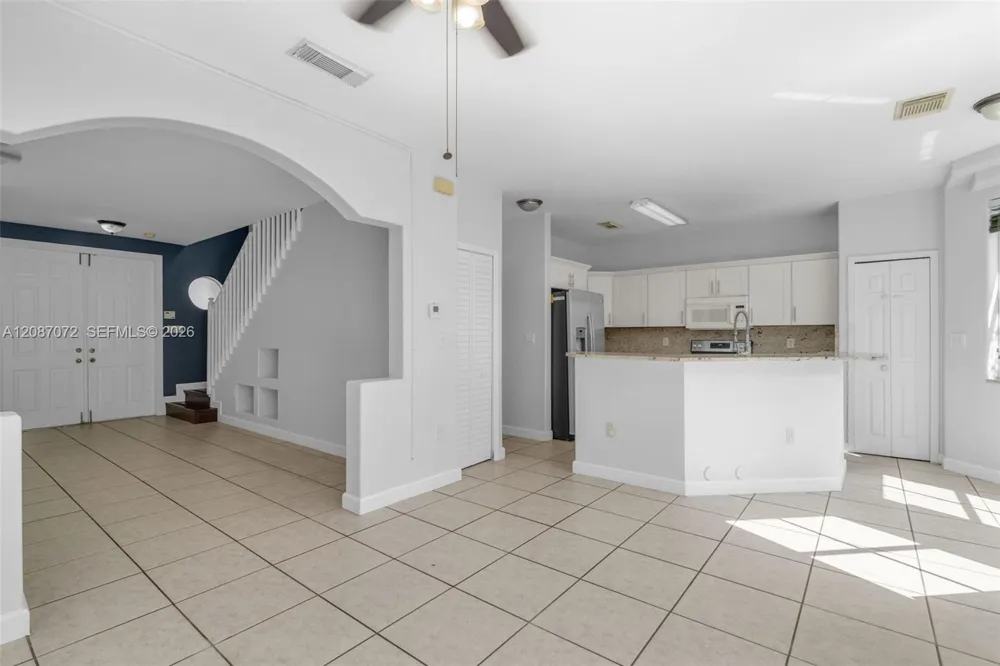 4873 NW 107th Path Doral, FL 33178