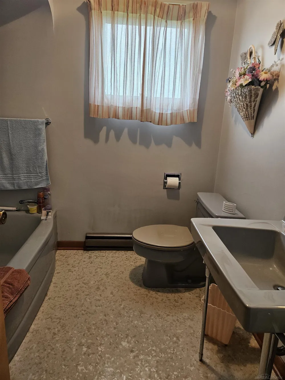 2407 AITKEN ROAD Buel Township, MI 48422