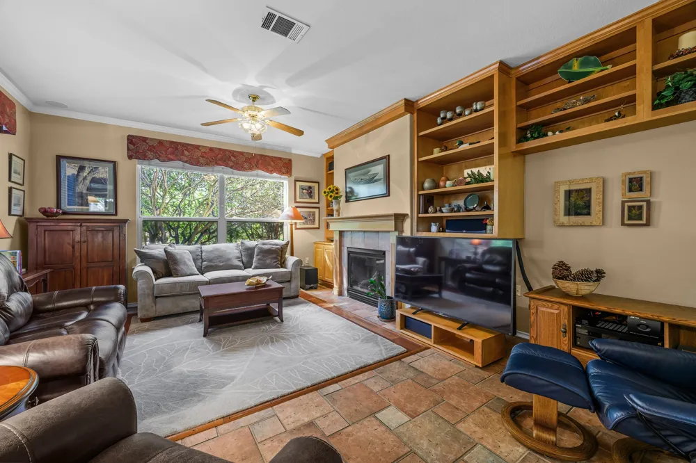 109 Goldenrod Way Georgetown, TX 78633