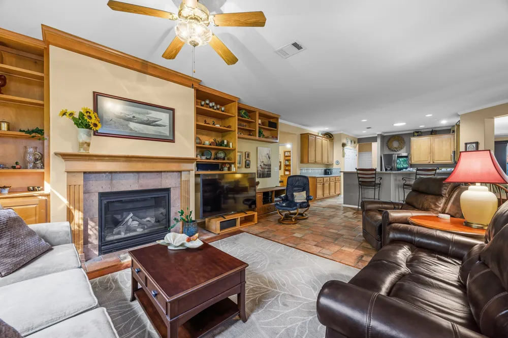 109 Goldenrod Way Georgetown, TX 78633