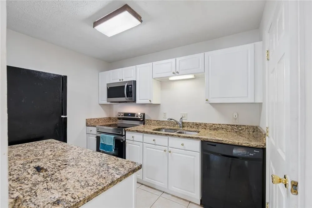 3985 Woodridge Way #3985 Building 11 Tucker, GA 30084