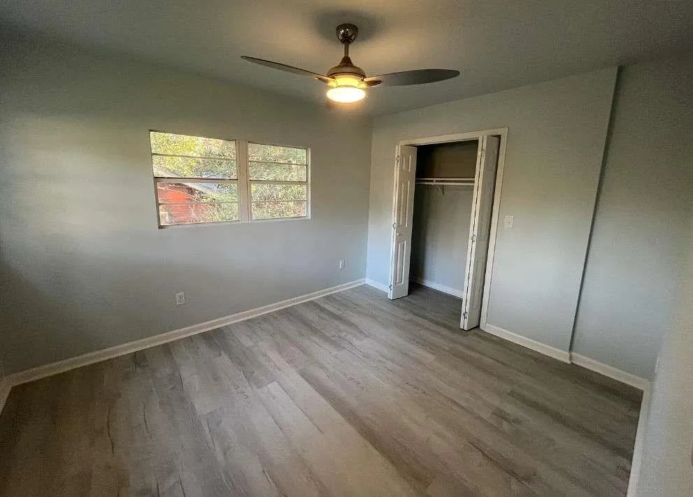 1957 Knightsbridge Road Macon, GA 31211