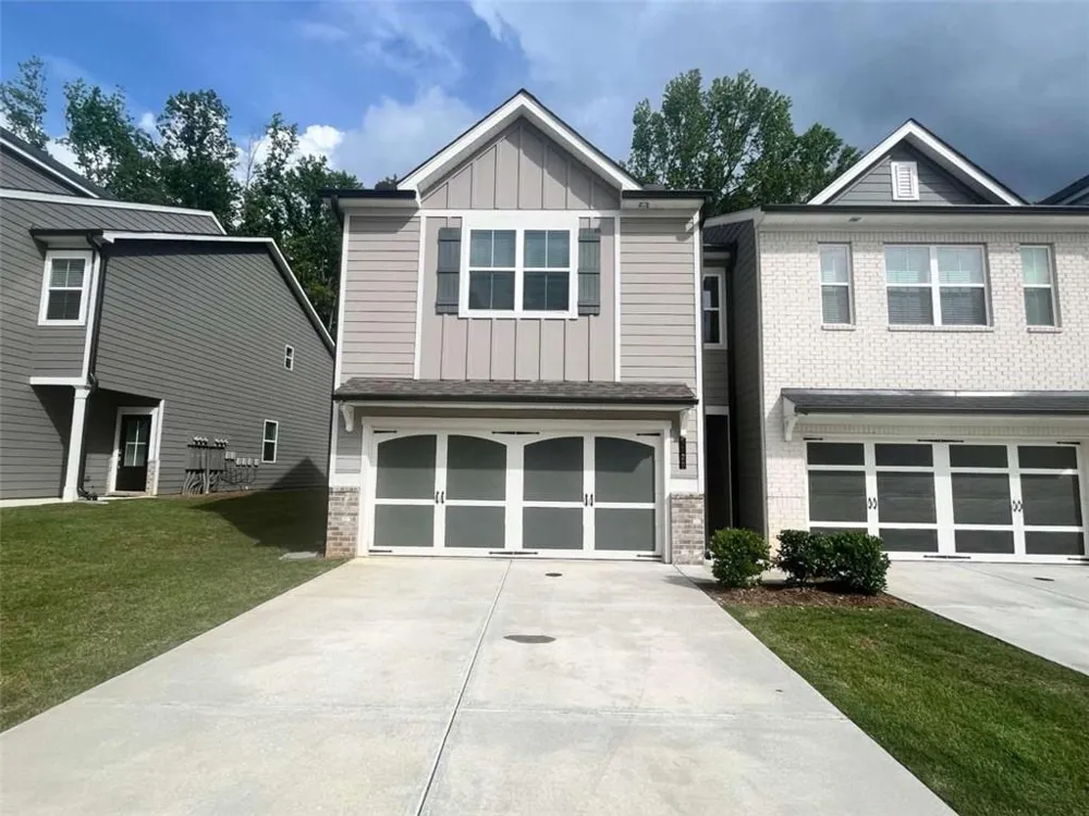 5129 Sidney Square Flowery Branch, GA 30542