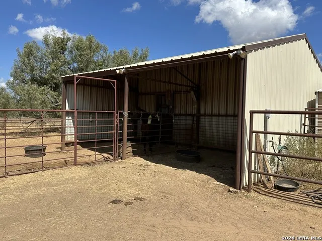 2211 E FM 1518 S St Hedwig, TX 78152