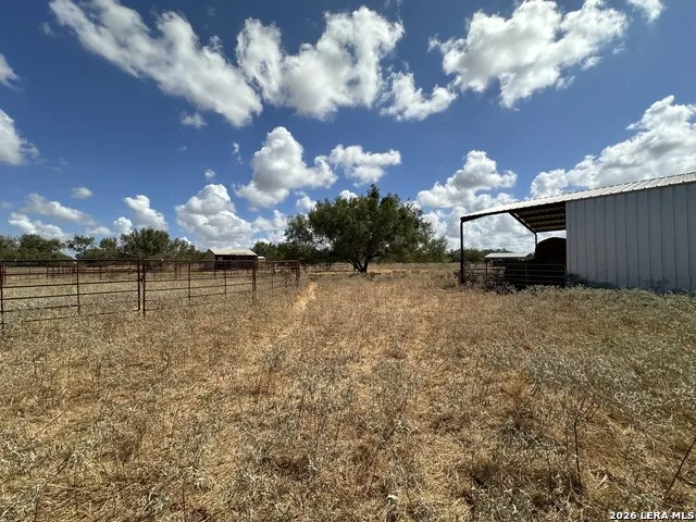 2211 E FM 1518 S St Hedwig, TX 78152