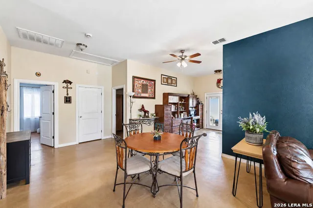 2211 E FM 1518 S St Hedwig, TX 78152