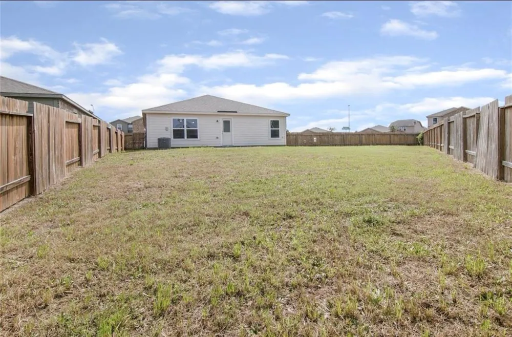 22622 Cloverland Field Drive Hockley, TX 77447