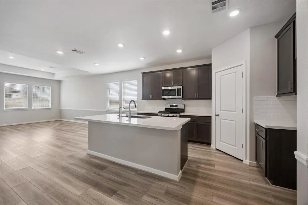 9510 Honey Run Lane Cypress, TX 77433