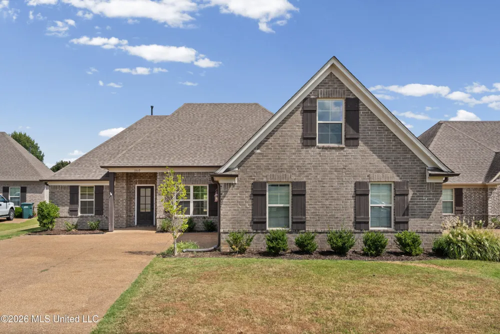 3510 Champion Hills Drive Southaven, MS 38672
