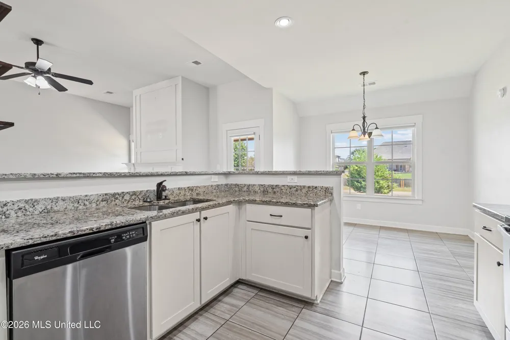 3510 Champion Hills Drive Southaven, MS 38672