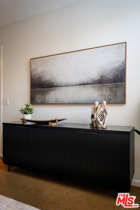 7320 Hawthorn Avenue #425 Los Angeles, CA 90046