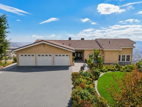 4014 Higuera Highland Lane