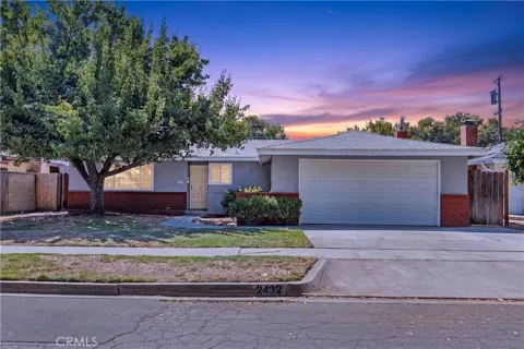 2432 E Richert