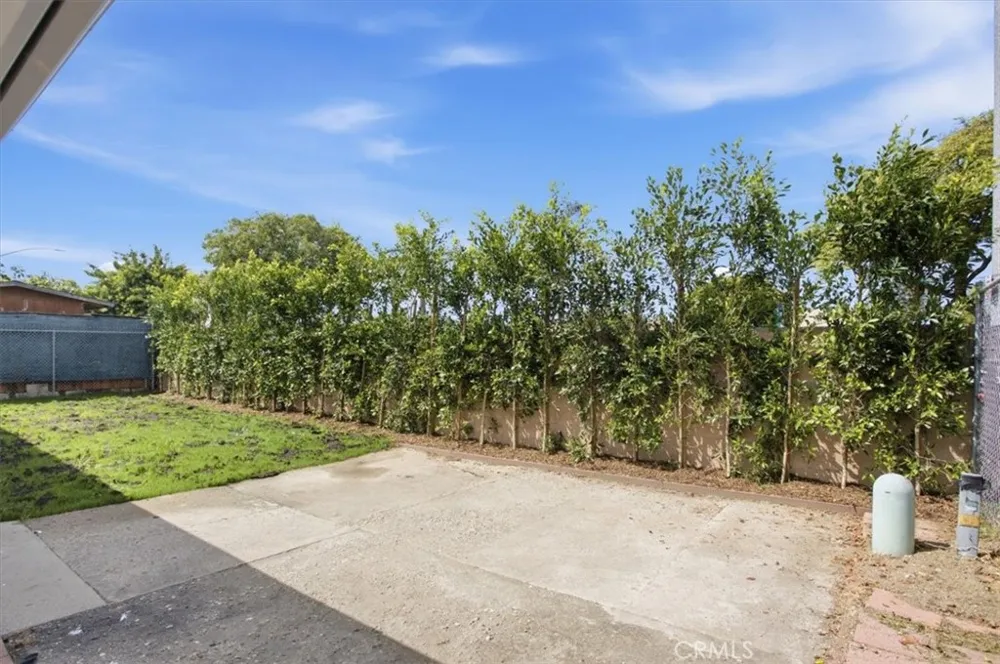 221 Vegas Drive Oxnard, CA 93030
