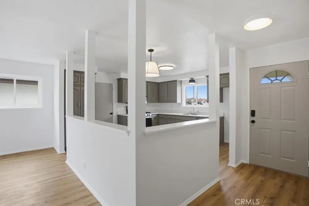 221 Vegas Drive Oxnard, CA 93030