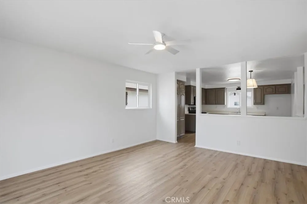 221 Vegas Drive Oxnard, CA 93030