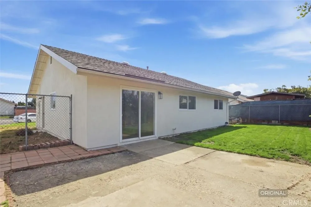 221 Vegas Drive Oxnard, CA 93030