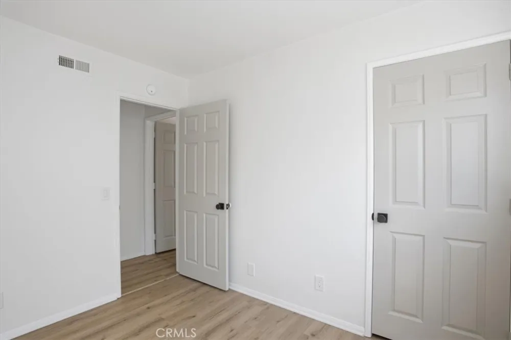 221 Vegas Drive Oxnard, CA 93030